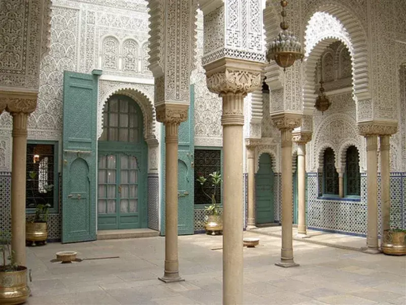Casablanca Royal Palace – Elegant Moroccan Architecture